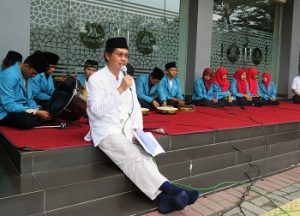 Prof Dr H Hamam Hadi saat memberikan sambutan pada Hari Santri di Kampus UAA Yogyakarta, Jumat (21/10/2016). (foto : heri purwata)
