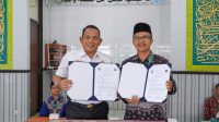 Porman Siregar, M.H, Kepala Lapas Narkotika IIA Yogya dan Dr. H. Nur Kholis, M.Sh.Ec, Wakil Dekan FIAI UII (foto: IPK)